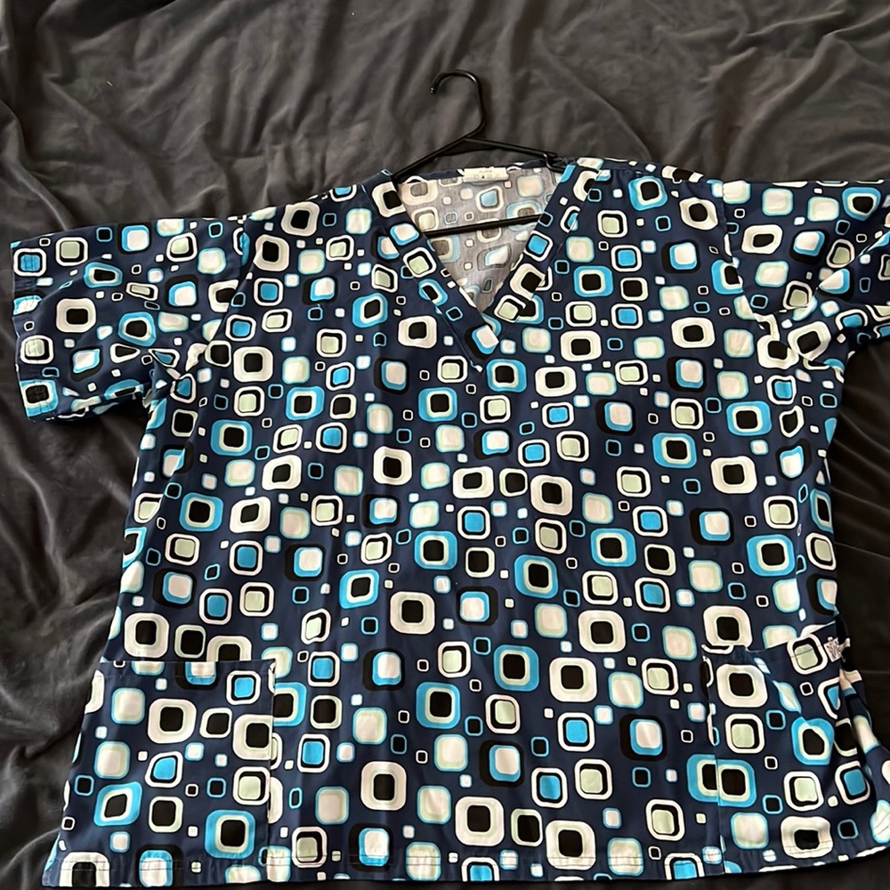 Scrub Top